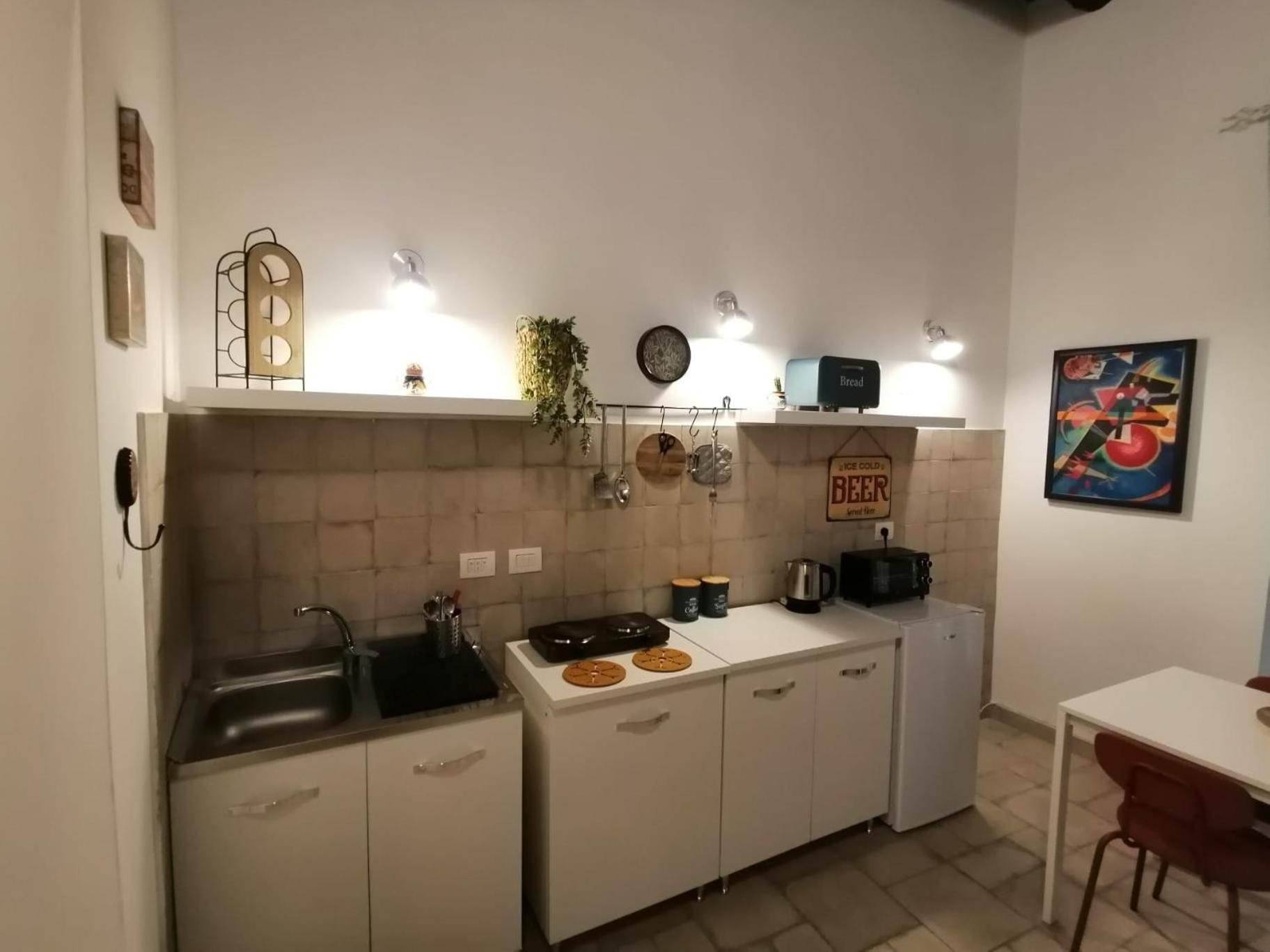 Ferienwohnung Il Vicoletto Sul Castello Neapel Exterior foto