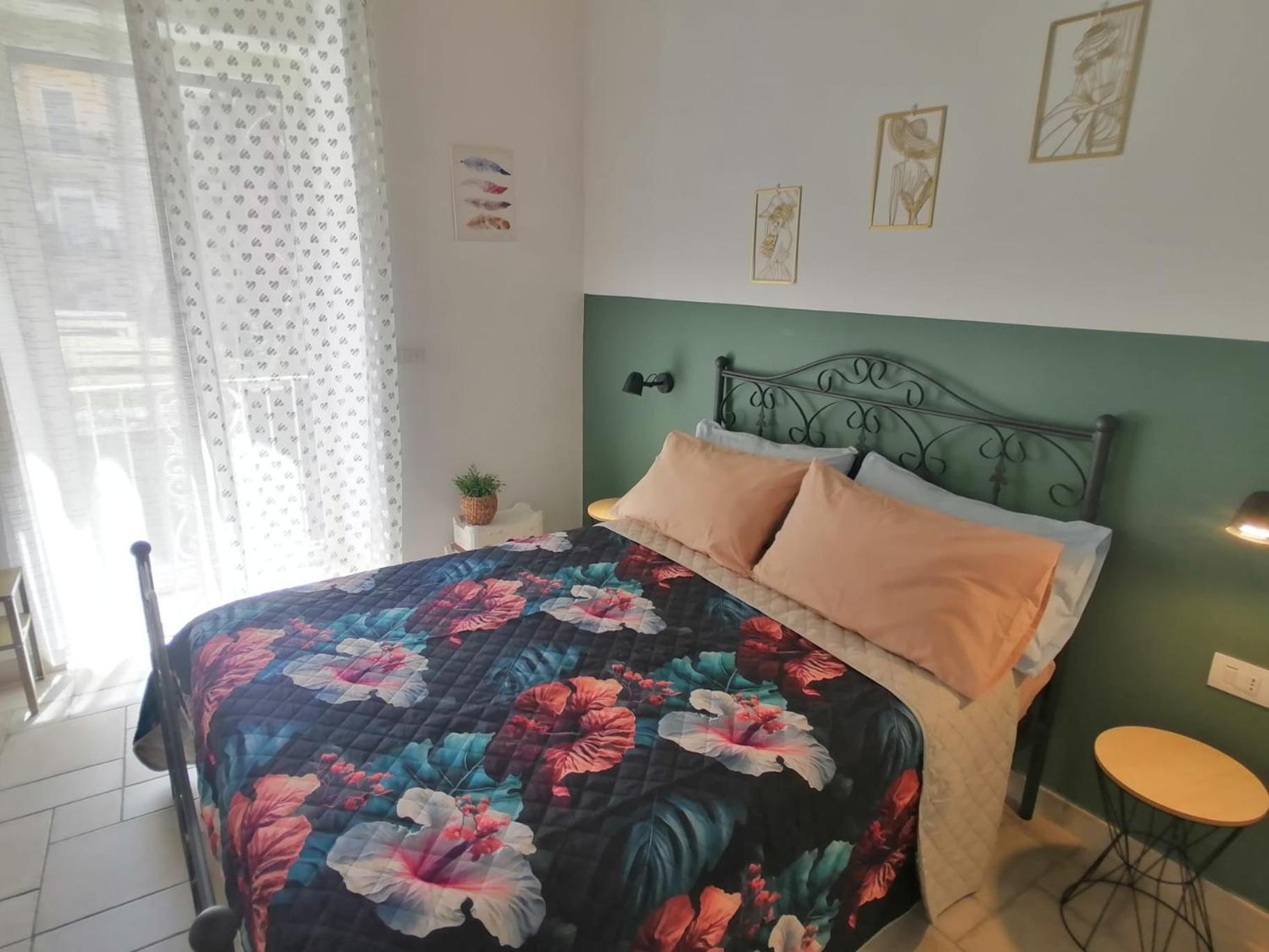 Ferienwohnung Il Vicoletto Sul Castello Neapel Exterior foto